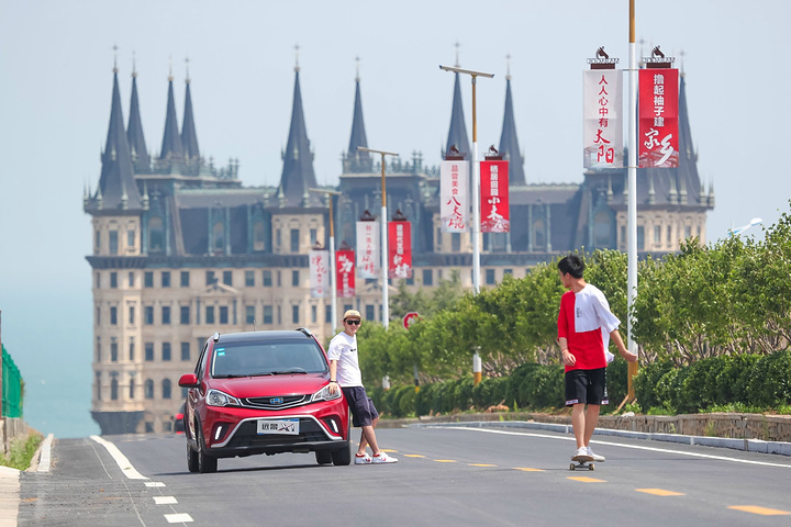 即将上映的开心麻花团队打造的喜剧电影《西虹