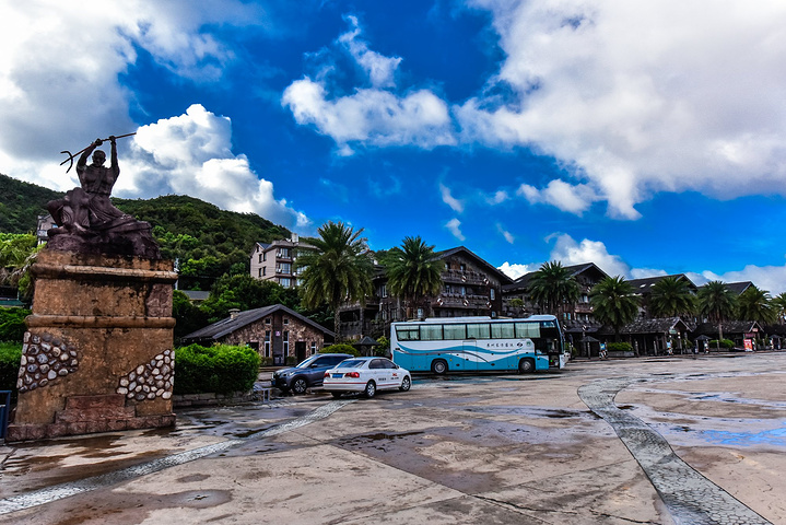 "然而，就是这样的一座小渔村，却包揽了中国海滨天空之镜的美景，来到这里的游客都赞叹为中国海上的玻利维亚_中国渔村"的评论图片