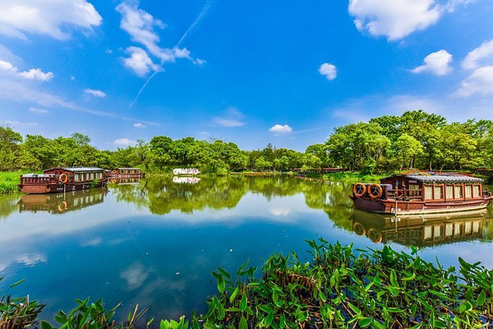 人间仙境西溪湿地 4-5月有花朝节,可探春赏花和观民俗表演;门票