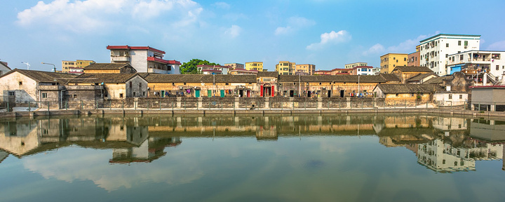 是这样的▼也是这样的▼又或者是这样的▼深圳 长期被称为"边陲小镇"