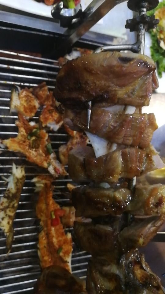 西域风情炭火烤羊腿