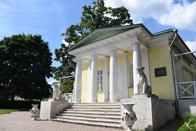 卡洛明斯科娅庄园