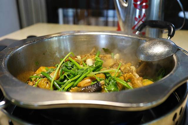 九道菜有鸡鱼头(银亭路店)