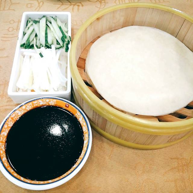 褚记北京烤鸭(小卫街店)