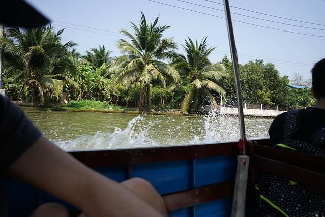 安帕瓦水上市场