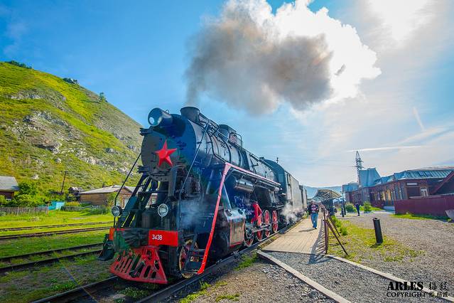 贝加尔湖环湖火车