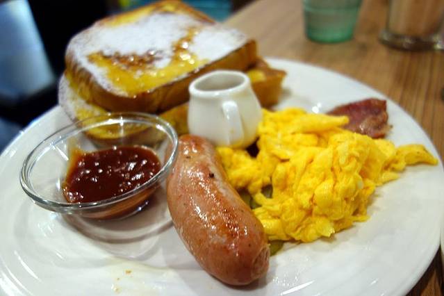 鲨鱼咬吐司(高雄美术馆店)