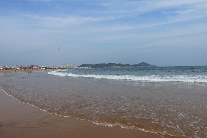 脚丫踩在沙滩上真的好舒服啊