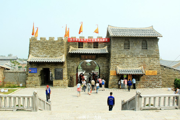 林家大院:穿越千年时空,再现妈祖出生与成长之处的历史原貌;东海龙宫