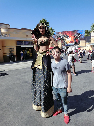 有的最爱的辛普森一家,心心念念希望blue先森能给我赢一个娃娃,虽然