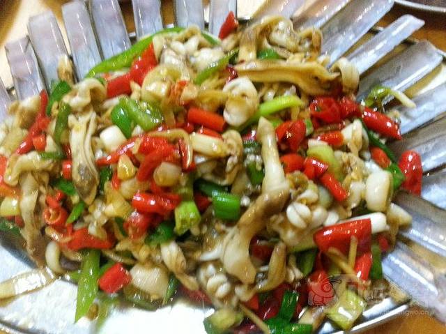 小扇贝海鲜加工店