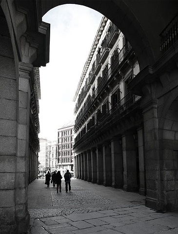 2018太阳门游玩攻略,马德里市中心最有名的广