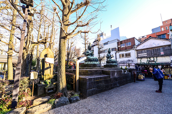 2017东京的地铁站,常常可以看到各种漂亮的浮