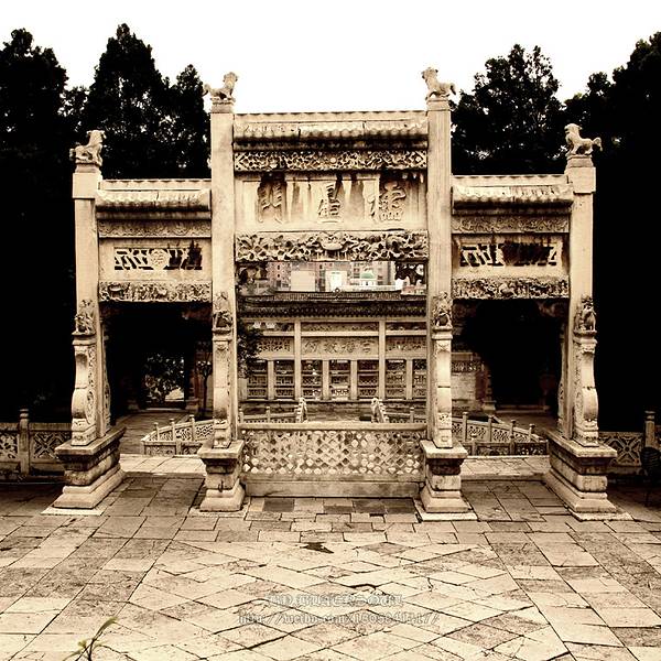 贵州安顺旅游景点_2018年安顺旅游收入