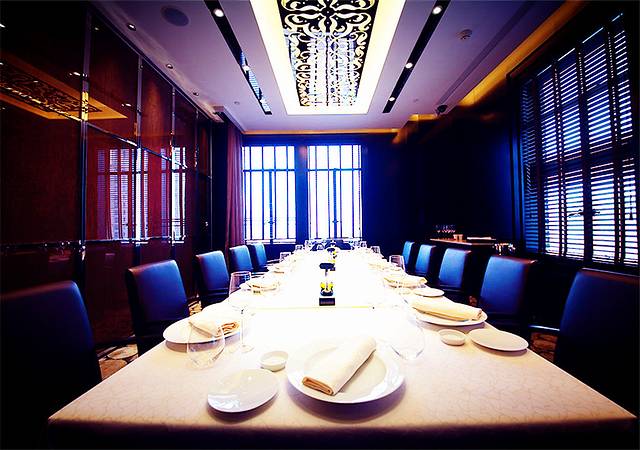 8½ Otto e Mezzo BOMBANA(洛克外滩源店)