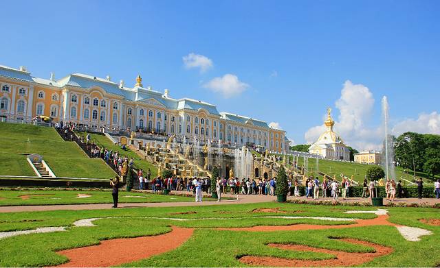 彼得霍夫宫