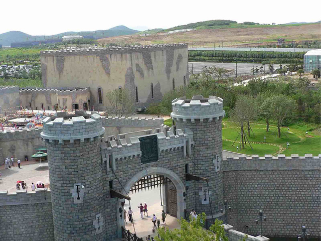 017我对这家主题公园印象非常好,里面的工作人