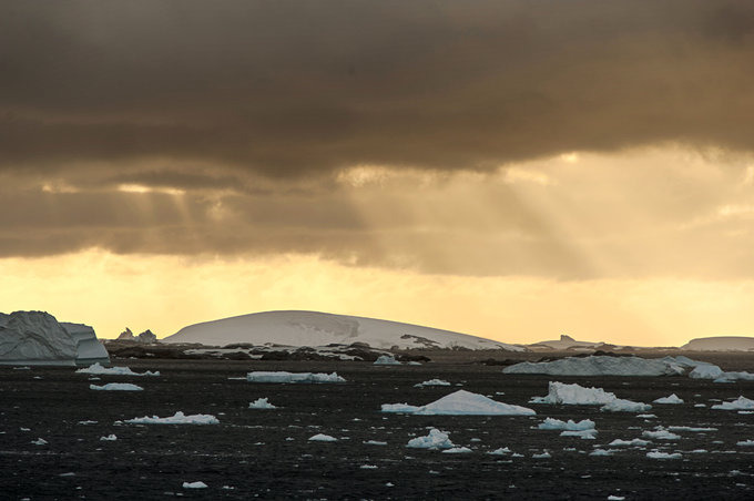 雷麦瑞海峡图片 雷麦瑞海峡图片