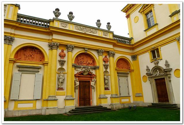 华沙扬三世和维拉努夫国王宫殿博物馆