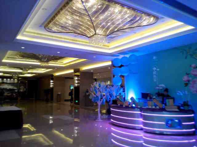 广州希尔顿逸林酒店·OPEN開·海鲜自助餐