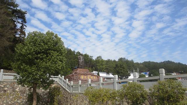 杨成武将军广场 