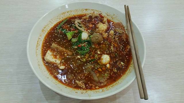 陇南西狭颂摩崖