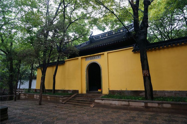 2023苏州花山自然风景区游玩攻略,花山景区服务很贴心在大门口.