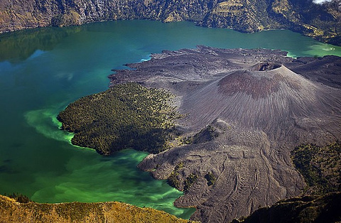 林贾尼火山旅游景点攻略图