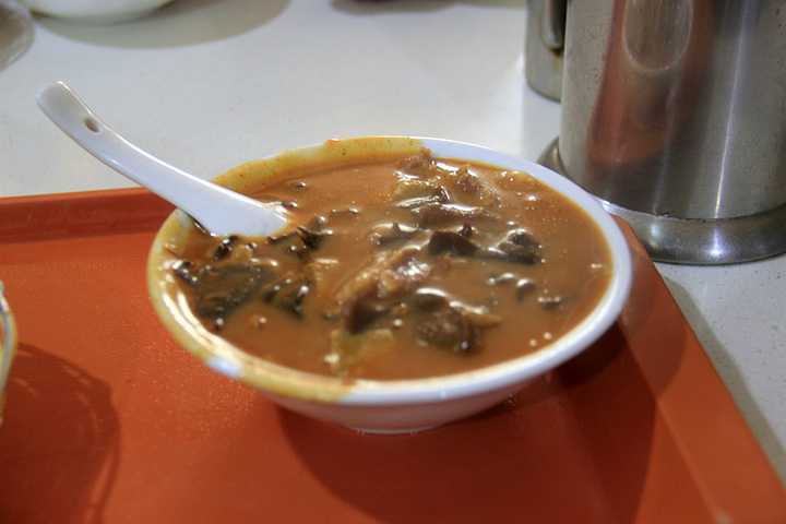 2019整体来说的话，还是很值得推荐这一家西华县方中山胡辣汤，是来到郑州 