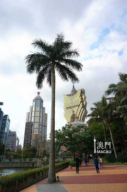亚美打利庇卢大马路