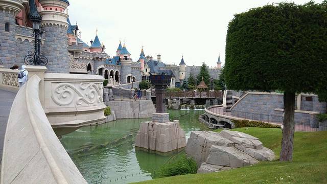 巴黎迪士尼乐园