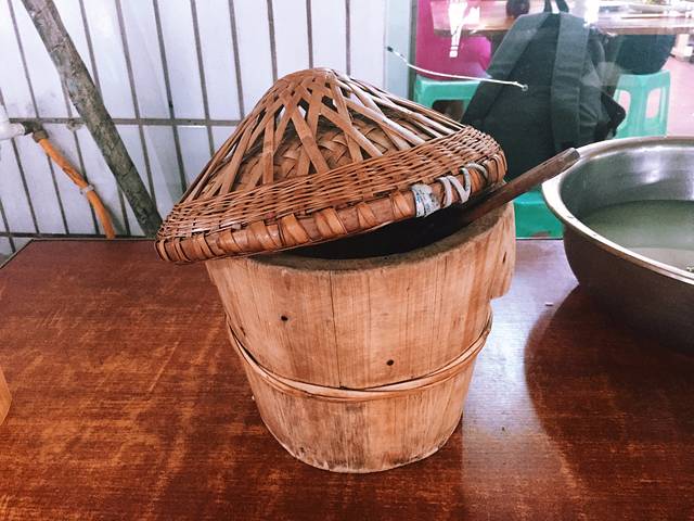 弓虽昌焖烧鸡(大竹林店)