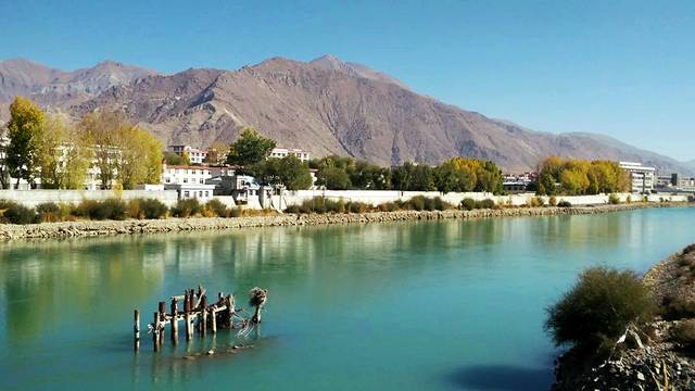 仙足岛旅游攻略