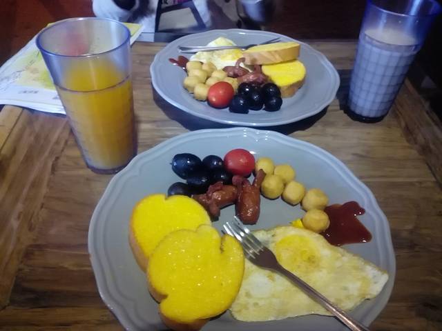 垦丁阿飞冲浪店