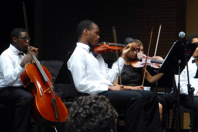 金梅尔表演艺术中心