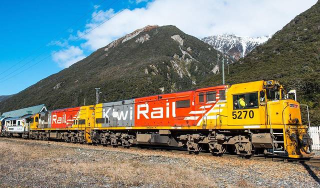 阿尔卑斯山号火车