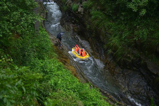 仙龙峡漂流