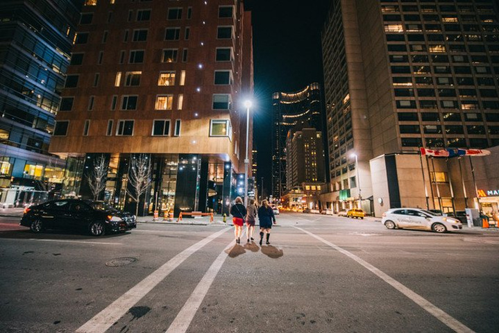 2017从温哥华换乘加拿大国内航班一小时飞越