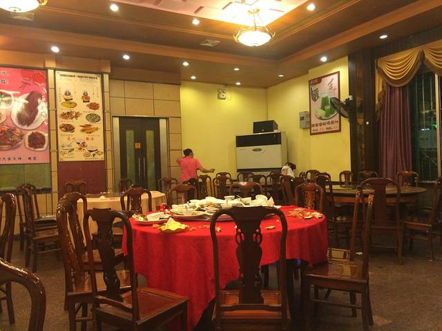 坦洲万事发餐厅