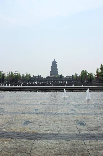 白天的大雁塔广场 平淡无奇