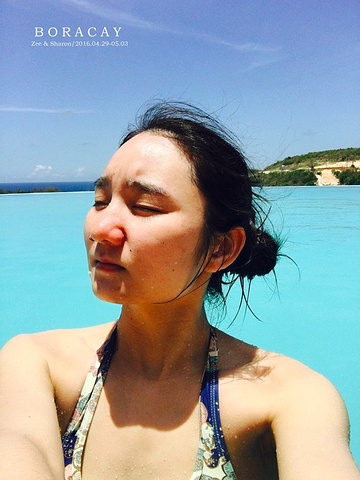 2017形容词特别搞笑。四点躺下睡觉的时候,居