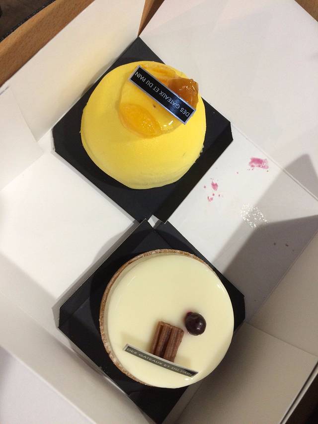 Des Gateaux et du Pain