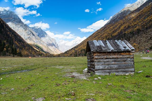 四姑娘山长坪沟景区