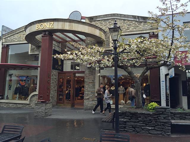 BONZ顶级羊毛制品店