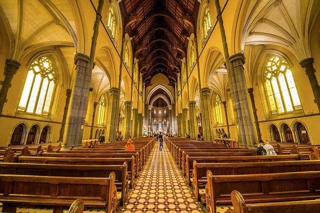 圣巴特利爵主教座堂