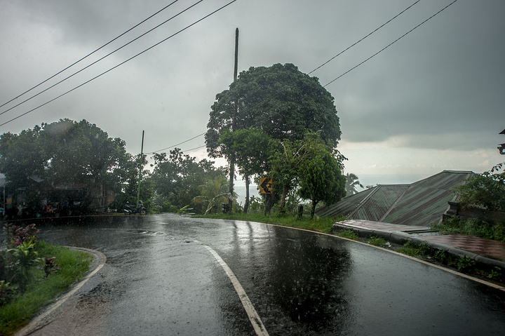 2017明明是巴厘岛的旱季,特么居然会下雨_双