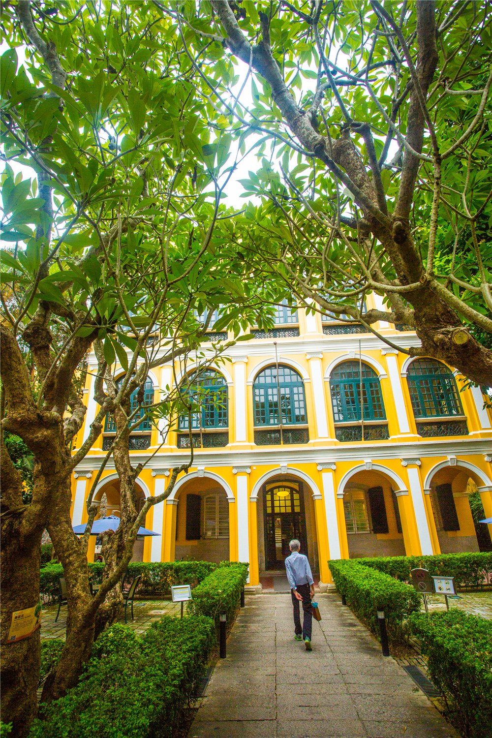 外面看起来很不起眼,稍不小心就漏过了,我也是看到