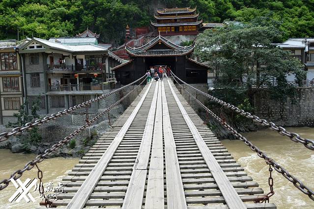 泸定桥景区
