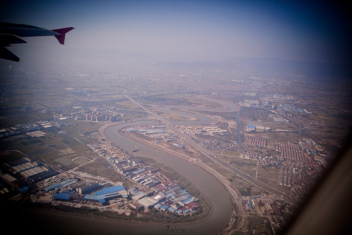 .中转停留香港,偌大的香港机场中转停留时间只