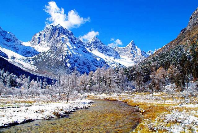 鹧鸪山自然公园滑雪场
